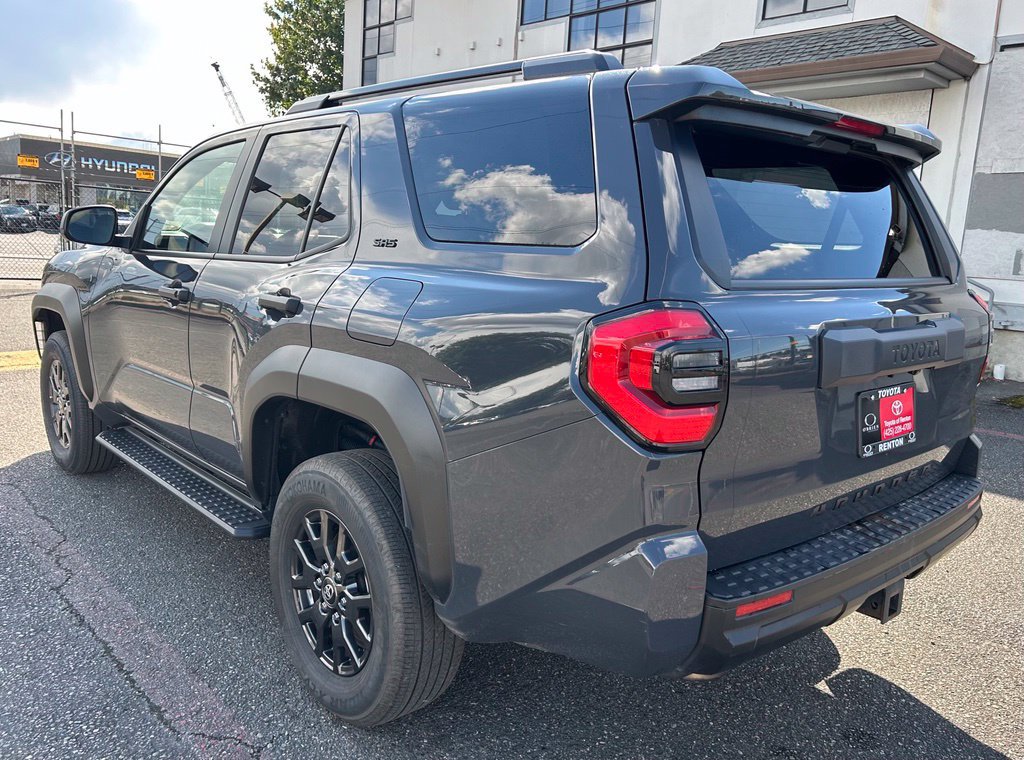 Certified 2025 Toyota 4Runner SR5 AWD/4WD image 7