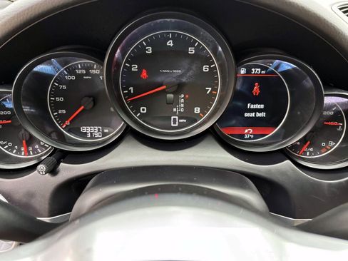 Used 2017 Porsche Cayenne image 30