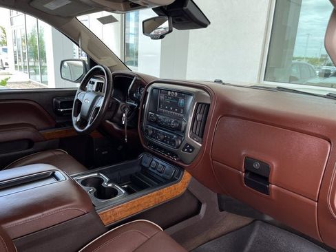 Used 2014 Chevrolet Silverado 1500 High Country w/ High Country Premium Package AWD/4WD image 20