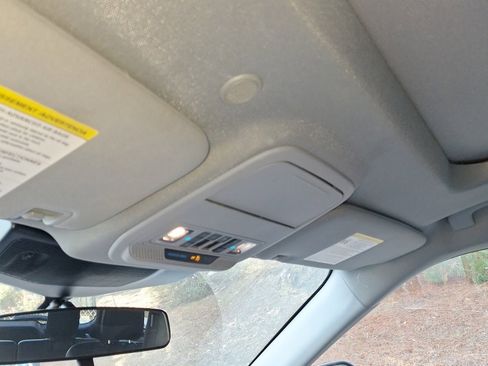 Certified 2022 Ford Explorer XLT w/ Equipment Group 202A image 14