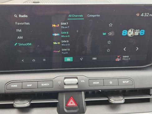 Used 2025 Kia K4 FWD image 15