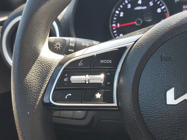 Used 2023 Kia Forte LXS FWD image 28