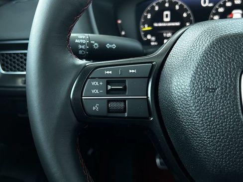 Used 2025 Honda Civic Type R image 16