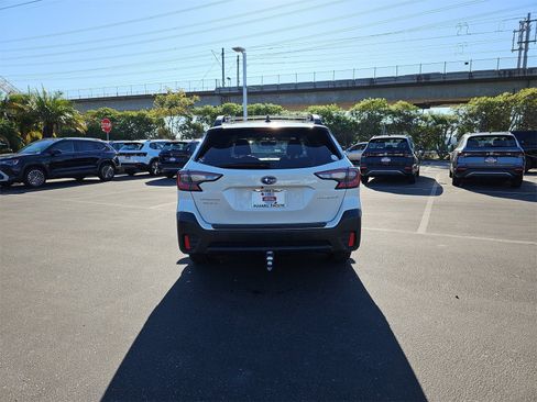 Used 2022 Subaru Outback Premium w/ Popular Package #1 image 6