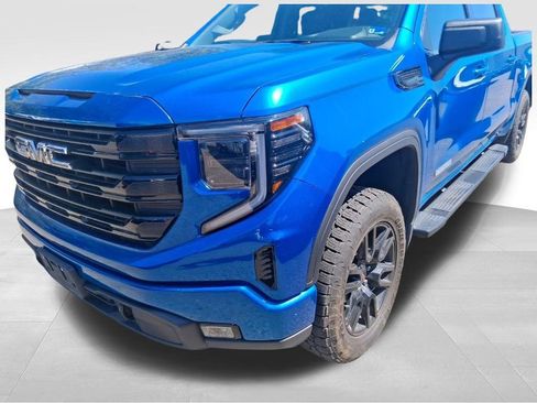 Used 2023 GMC Sierra 1500 Elevation AWD/4WD image 17