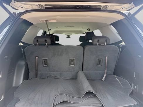 Used 2019 Chevrolet Traverse LT AWD/4WD image 11