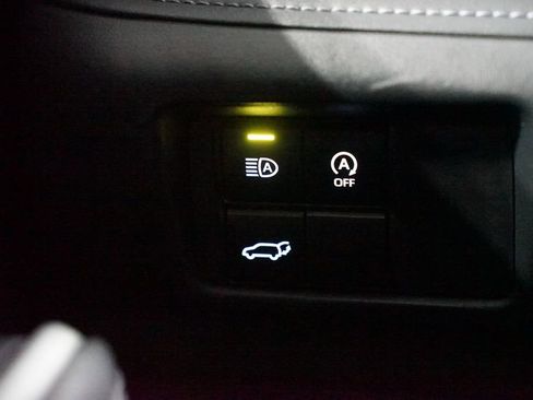 Certified 2024 Toyota Highlander LE image 24