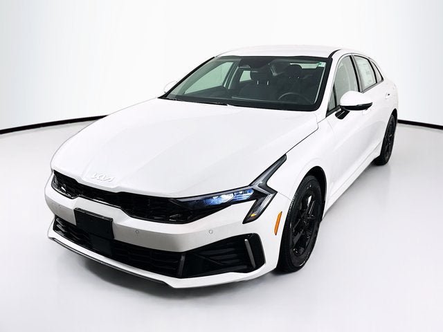 New 2025 Kia K5 LXS FWD image 1