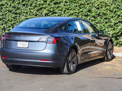 Used 2023 Tesla Model 3 Standard Range RWD image 6