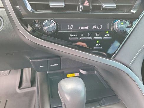 Used 2023 Toyota Camry XSE FWD image 19