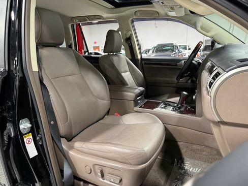 Used 2014 Lexus GX 460 Luxury w/ Driver Support Package AWD/4WD image 43