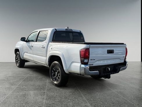 Used 2023 Toyota Tacoma SR5 image 3