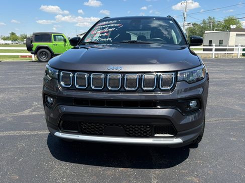 Used 2022 Jeep Compass Limited AWD/4WD image 4