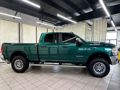Used 2022 RAM 2500 Big Horn w/ Level B Equipment Group AWD/4WD image 3