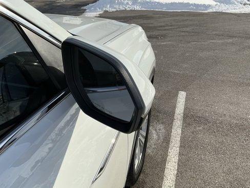 Used 2020 Volkswagen Atlas Cross Sport SEL image 21