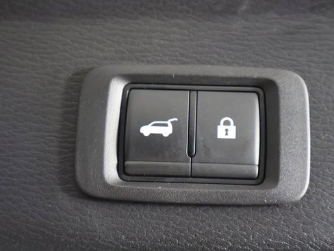 Used 2024 Mitsubishi Outlander SE image 52