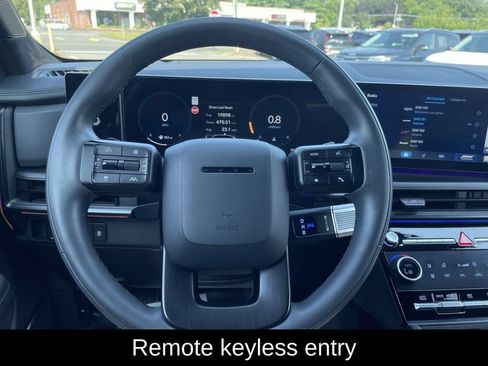 Used 2025 Hyundai Santa Fe Calligraphy AWD/4WD image 22