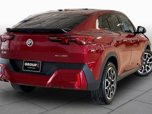 Used 2026 BMW X2 xDrive28i AWD/4WD image 12