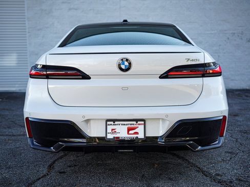 Used 2023 BMW 740i w/ Parking Assistance Package image 13