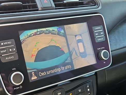Used 2020 Nissan Leaf SL Plus FWD image 19