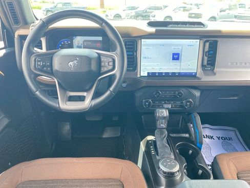 Used 2023 Ford Bronco Outer Banks AWD/4WD image 14