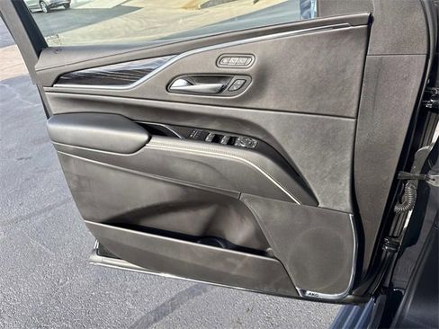 Certified 2023 Cadillac Escalade Sport w/ Touring Package image 9