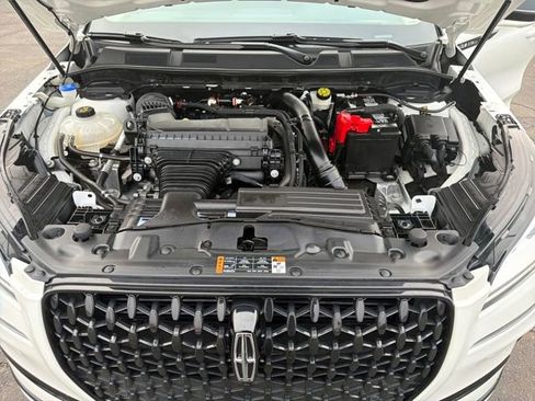 Used 2023 Lincoln Corsair Reserve w/ Equipment Group 201A image 28