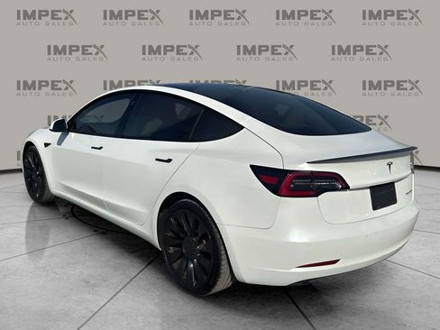 Used 2022 Tesla Model 3 Performance image 3