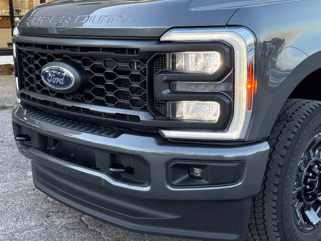 Used 2026 Ford F250 XL w/ STX Appearance Package AWD/4WD image 4