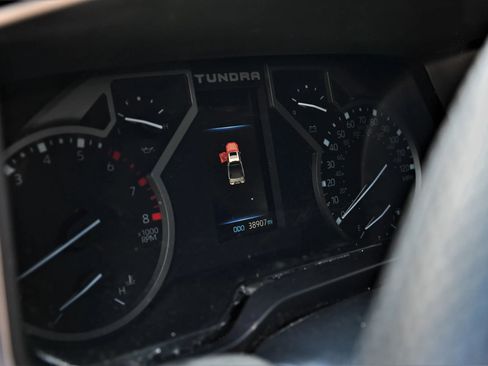 Used 2022 Toyota Tundra SR5 RWD image 10
