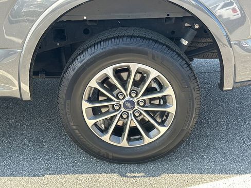 Used 2020 Ford F150 XLT w/ Equipment Group 302A Luxury image 19