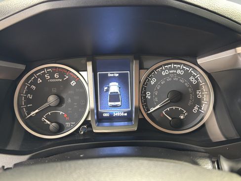Used 2023 Toyota Tacoma SR5 RWD image 15