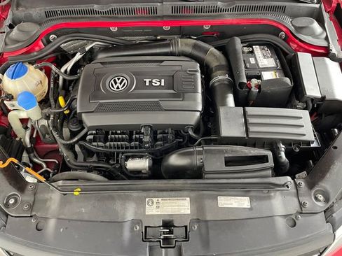Used 2014 Volkswagen Jetta SE FWD image 20