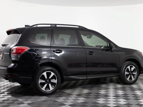 Used 2018 Subaru Forester 2.5i Limited AWD/4WD image 8