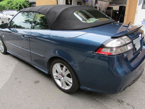 Used 2008 Saab 9-3 Aero w/ Touring Package FWD image 9