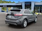 Used 2023 Ford Edge Titanium image 4