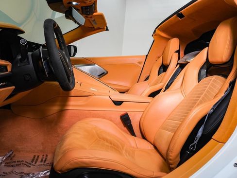 Used 2021 Chevrolet Corvette Stingray Premium Cpe w/ Z51 Performance Package RWD image 21