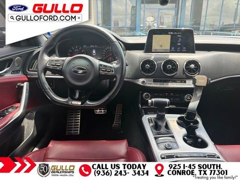 Used 2020 Kia Stinger GT1 RWD image 6