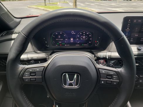 Used 2023 Honda Accord Sport image 28