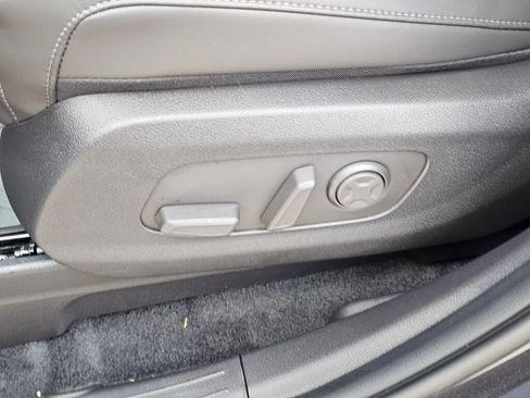 New 2026 Kia Carnival EX image 34