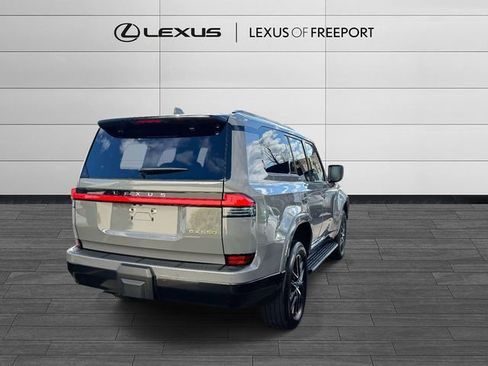 Certified 2024 Lexus GX 550 w/ Cold Area Package AWD/4WD image 4