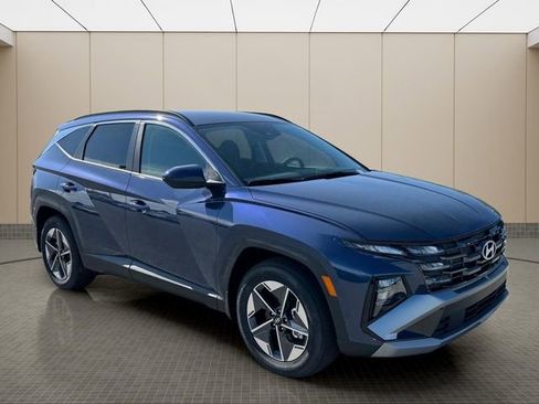 New 2026 Hyundai Tucson SEL FWD image 2