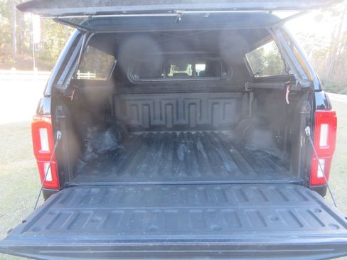 Used 2019 Ford Ranger XLT w/ Equipment Group 302A Luxury image 9