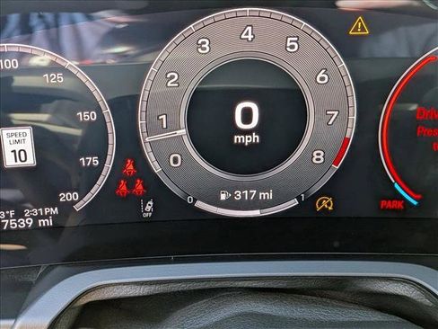 Used 2025 Porsche 911 Carrera image 10