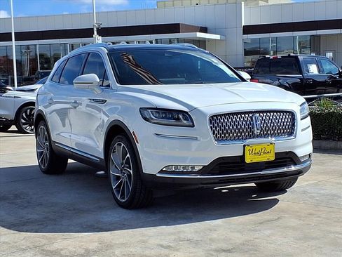 Used 2022 Lincoln Nautilus Reserve w/ Equipment Group 202A AWD/4WD image 6