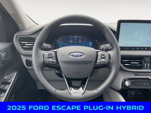 New 2025 Ford Escape SE w/ PHEV Premium Package FWD image 12
