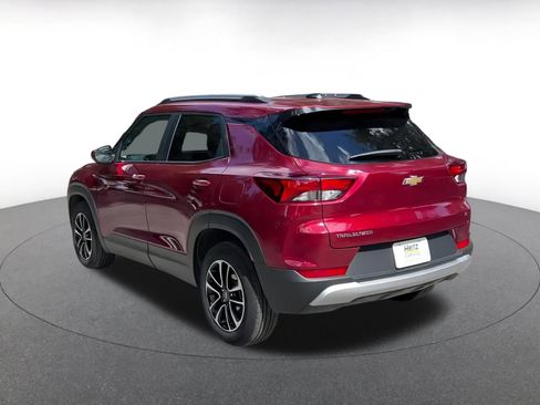 Used 2025 Chevrolet TrailBlazer LT image 11