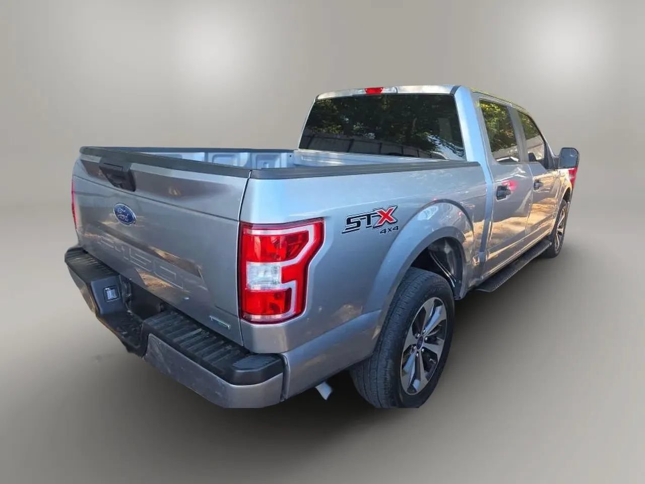 Used 2020 Ford F150 XL w/ Equipment Group 101A Mid AWD/4WD image 3