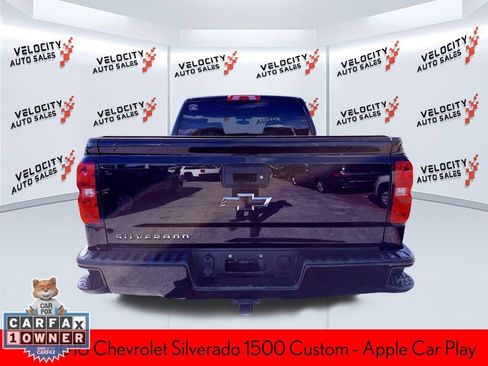 Used 2018 Chevrolet Silverado 1500 Custom w/ Custom Value Package image 4