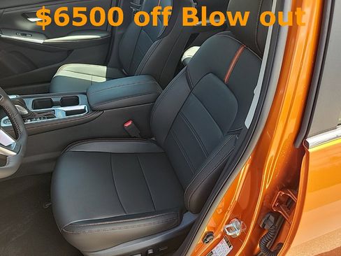 New 2024 Nissan Sentra SR w/ SR Premium Package image 18